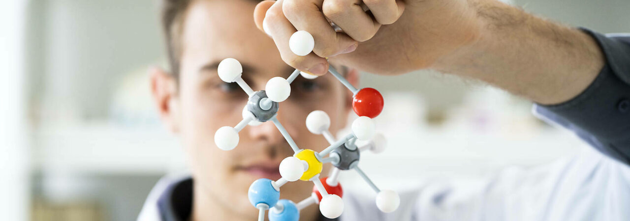 Specialist in Ophthalmology Wanted